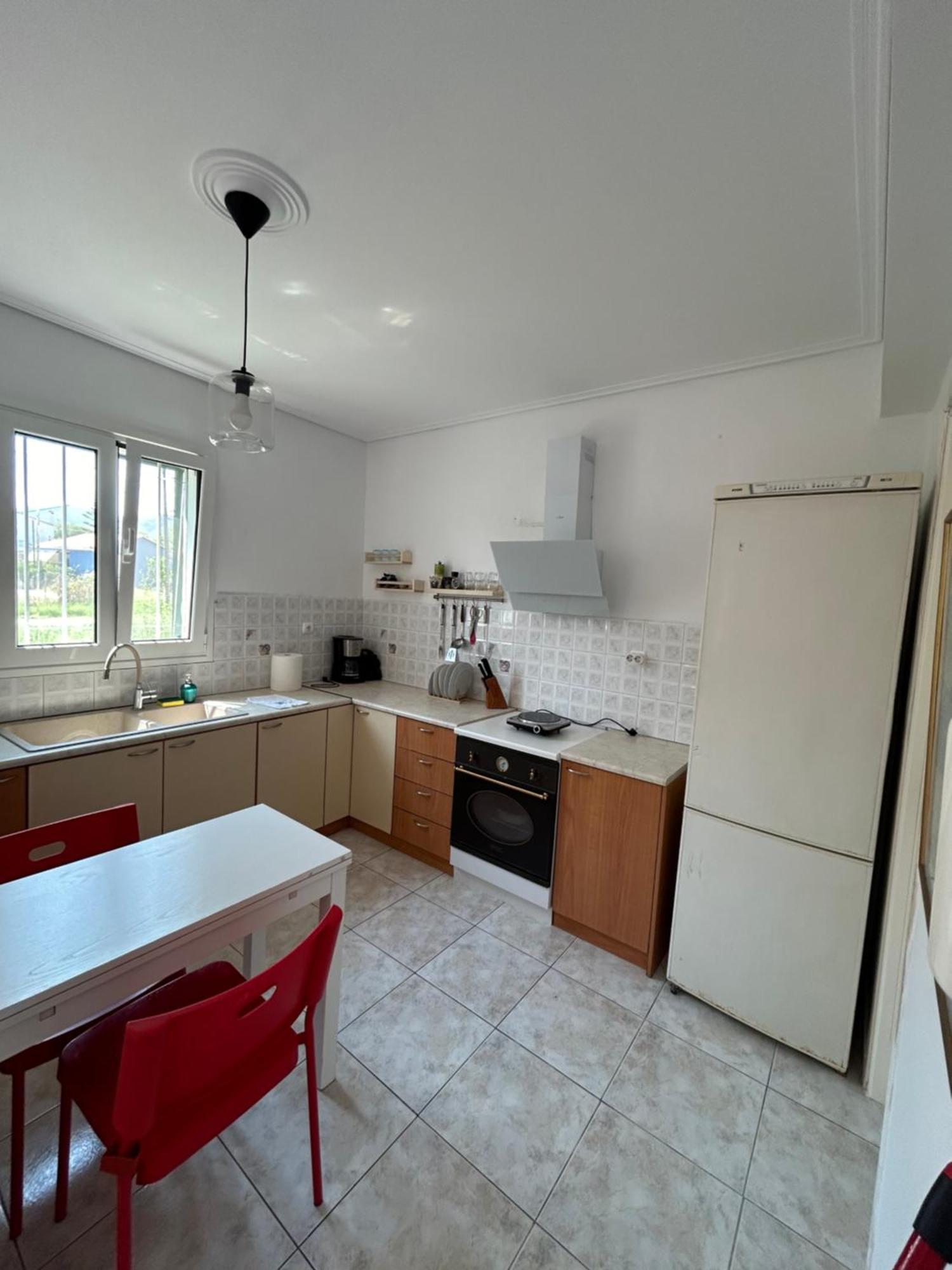Appartement Παγώνα, By The Sea à Pefki  Extérieur photo